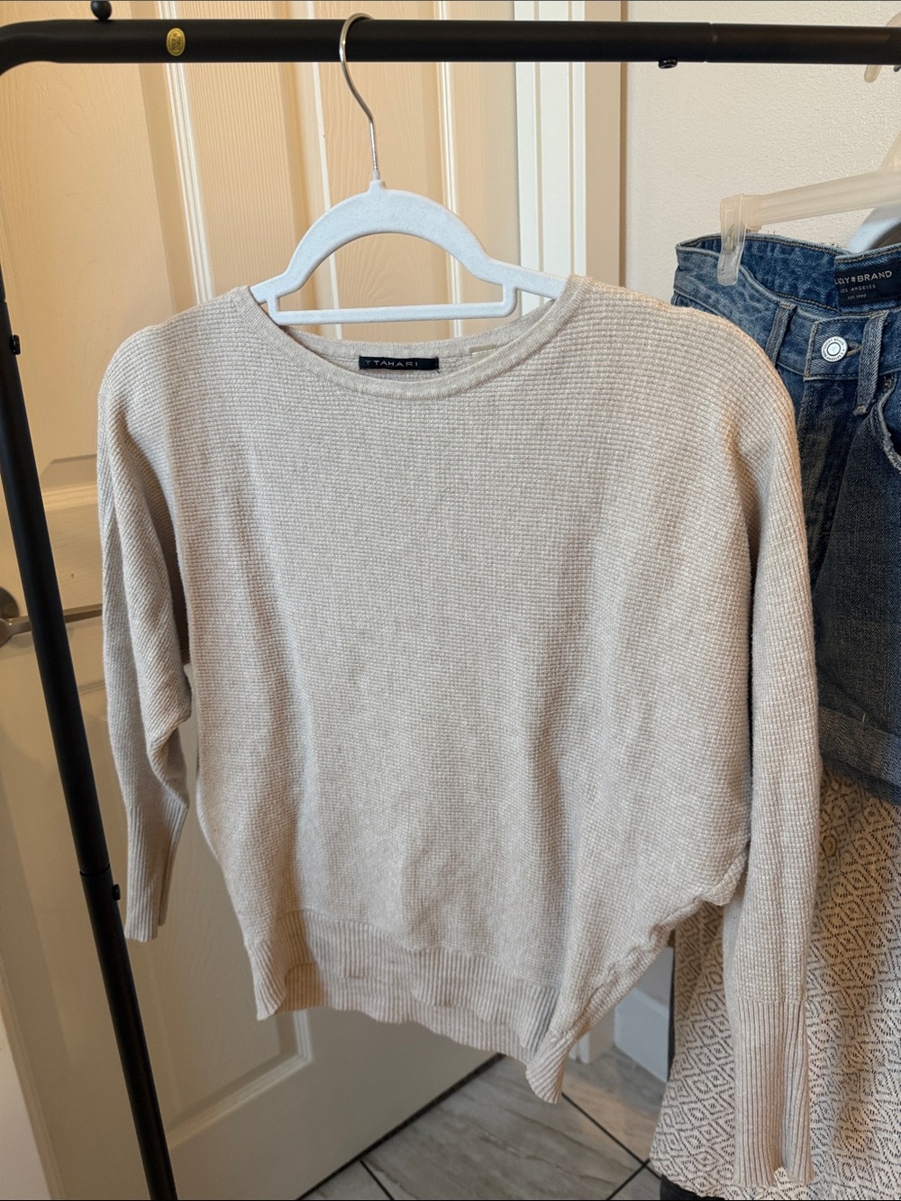 Tahari Beige Crewneck Sweater